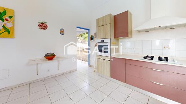 Vue mer 180° exceptionnelle, 4 chambres + T2, piscine