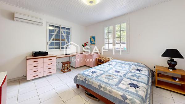 Vue mer 180° exceptionnelle, 4 chambres + T2, piscine