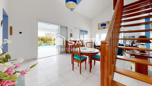 Vue mer 180° exceptionnelle, 4 chambres + T2, piscine