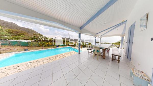 Vue mer 180° exceptionnelle, 4 chambres + T2, piscine