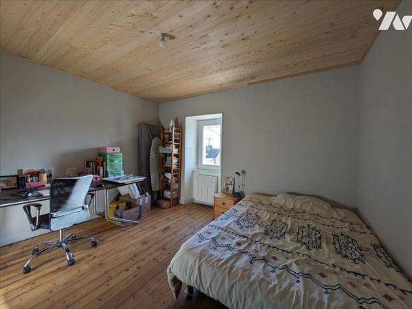 Jolie maison de bourg avec jardin