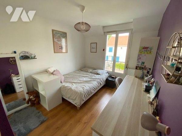  A VENDRE Maison individuelle, 5 chambres, construite en 2010, à FRANQUEVILLE-SAINT-PIERRE (765...