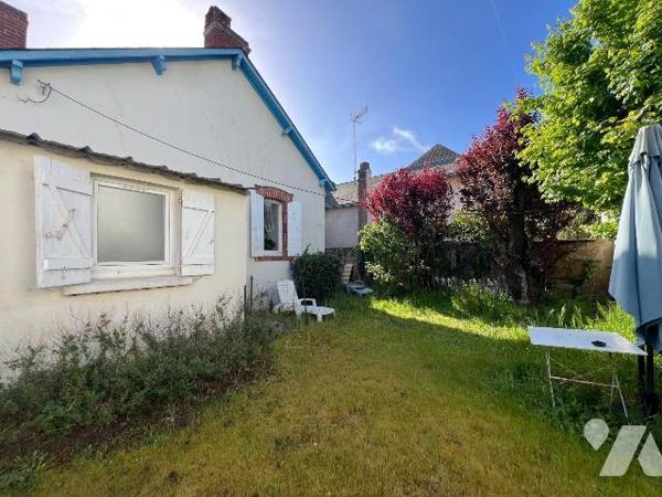 A VENDRE - EN EXCLUSIVITE - PORNICHET - EMPLACEMENT IDEAL TOUT A PIED - CHARMANTE MAISON DES AN...