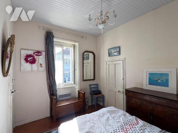 A VENDRE - EN EXCLUSIVITE - PORNICHET - EMPLACEMENT IDEAL TOUT A PIED - CHARMANTE MAISON DES AN...