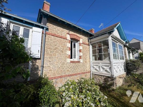 A VENDRE - EN EXCLUSIVITE - PORNICHET - EMPLACEMENT IDEAL TOUT A PIED - CHARMANTE MAISON DES AN...