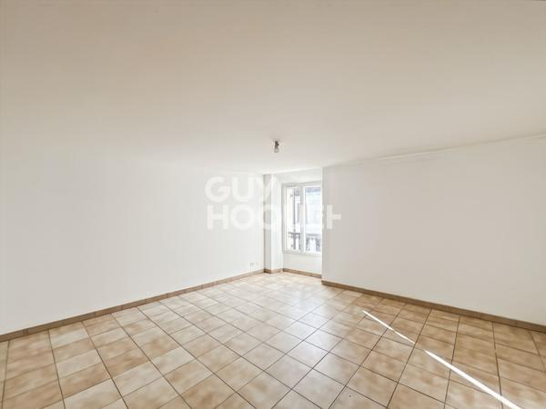 Appartement 3 pièces à FONTENAY TRESIGNY