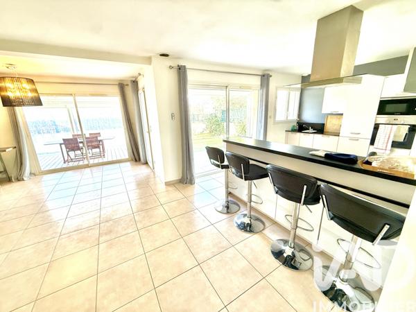 Maison à vendre 6 pièces 143 m² Montélimar