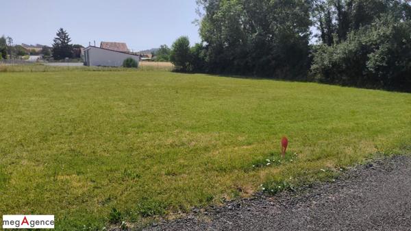 Terrain à Varennes-sur-Allier, 03150 - 1000m²