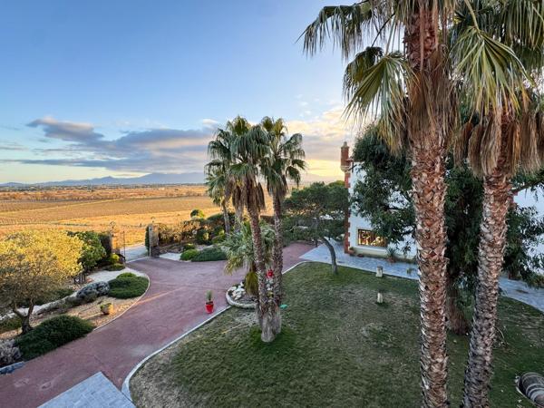 DOMAINE D'EXCEPTION VUE MER ET MONTAGNES
