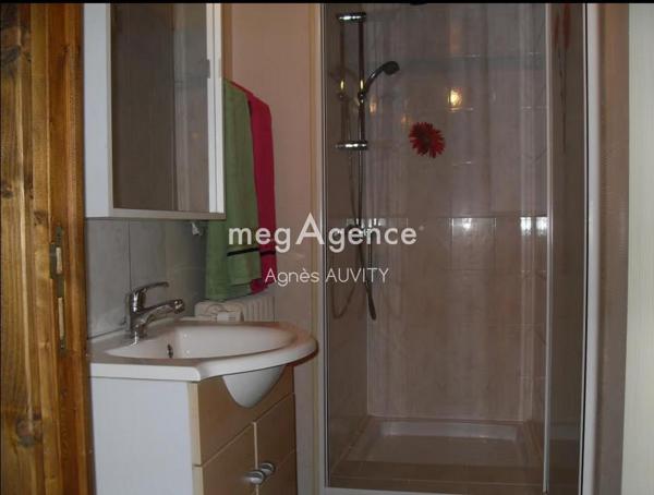 Maison à LA PETITE-MARCHE, 03420 - 3 pièces 65m²