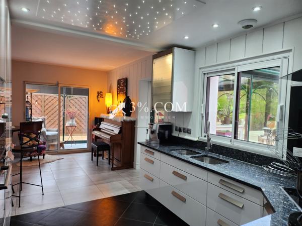 Maison 7 pièce(s) 4 chambre(s) 170 m²