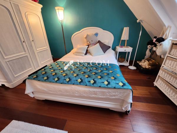 Maison 7 pièce(s) 4 chambre(s) 170 m²