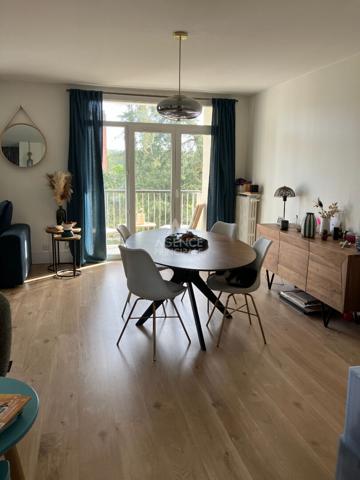 Appartement Parc 4 pièce(s) 73 m2 367 000 € **  - Référence  4658