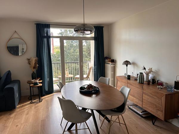 Appartement Parc 4 pièce(s) 73 m2 367 000 € **  - Référence  4658