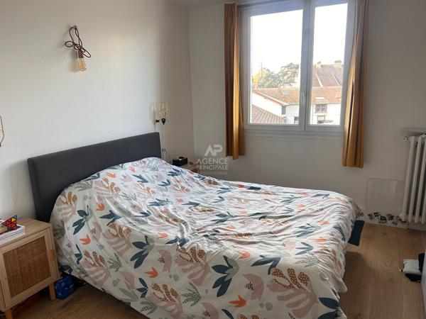 Appartement Parc 4 pièce(s) 73 m2 367 000 € **  - Référence  4658