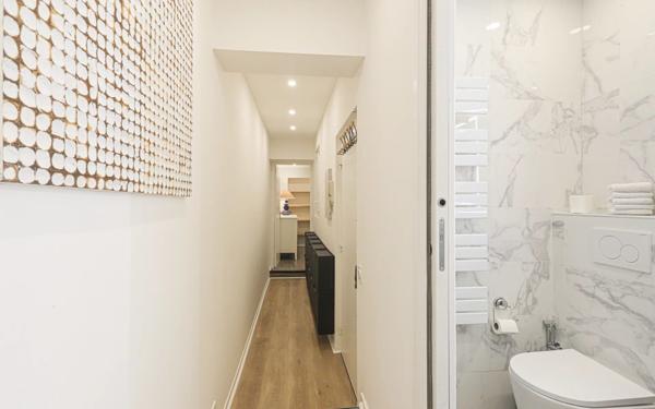 Appartement à vendre    2 pièces •  Nice