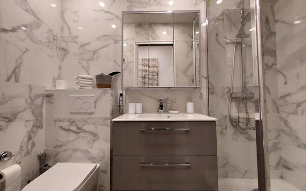 Appartement à vendre    2 pièces •  Nice