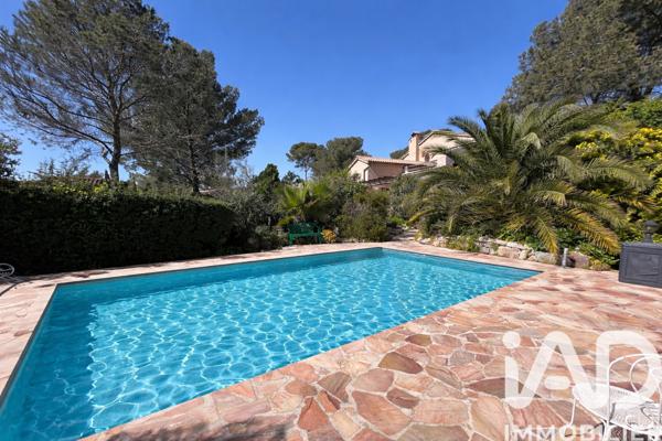 Maison à vendre 5 pièces 192 m² Saint-Raphaël