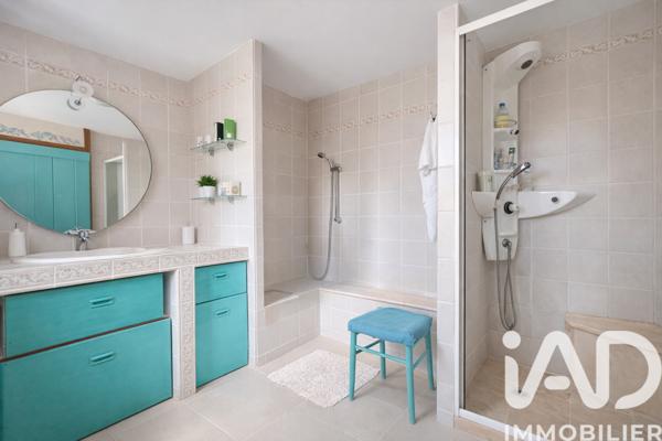 Maison à vendre 5 pièces 192 m² Saint-Raphaël