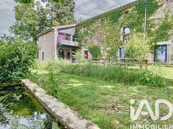 Maison à vendre 7 pièces 550 m² Saint-Genest-Malifaux