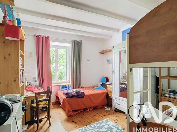 Maison à vendre 7 pièces 550 m² Saint-Genest-Malifaux