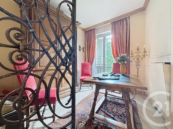 Appartement F6 à vendre  6 pièces - 123,46 m 2   PARIS  - 75011