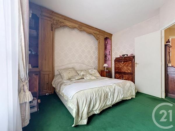 Appartement F6 à vendre  6 pièces - 123,46 m 2   PARIS  - 75011