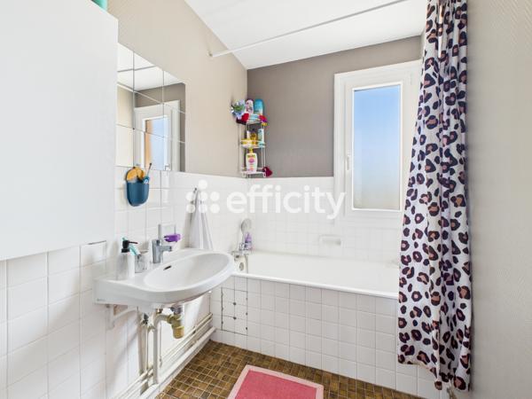 Appartement 5 pièces - 77 m² Exclusivité efficity