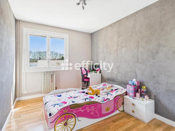 Appartement 5 pièces - 77 m² Exclusivité efficity