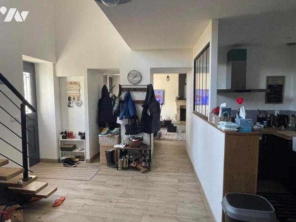 LA CRECHE, maison ancienne de 123 m² 3 chambres