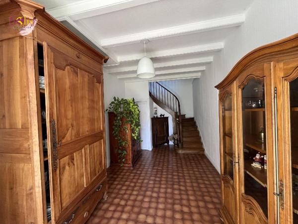 Propriété charentaise à 10 minutes de COGNAC ! À ...