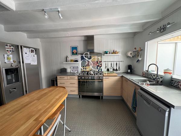 Angoulême – Maison 4 pièce(s) 194.42 m2