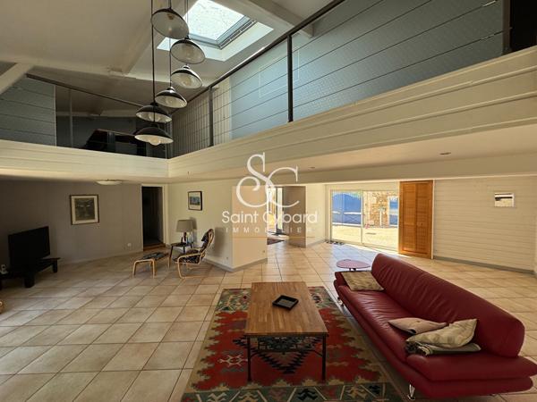 Angoulême – Maison 4 pièce(s) 194.42 m2