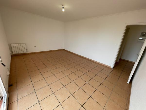 Location d'un appartement F3 à BASTIA
