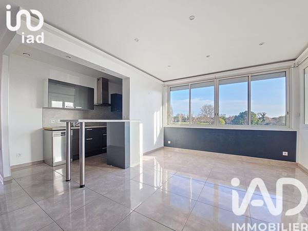 Appartement à vendre 4 pièces 70 m² Fréjus