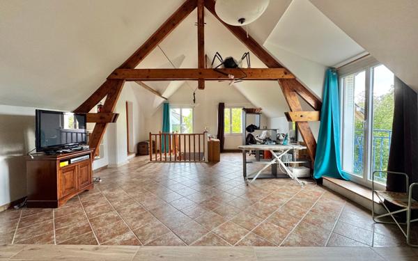 Maison à vendre    5 pièces • 240 m2 Champhol