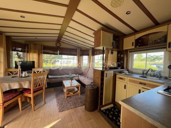 Terrain de loisirs de 689 m²