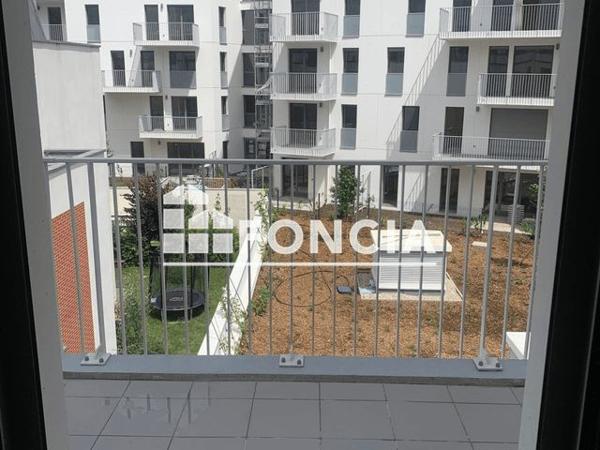 Location Appartement 3 pièces 76.75 m² - 14 RUE DE VILLENEUVE Bezons 95870