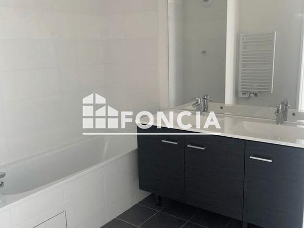 Location Appartement 3 pièces 76.75 m² - 14 RUE DE VILLENEUVE Bezons 95870