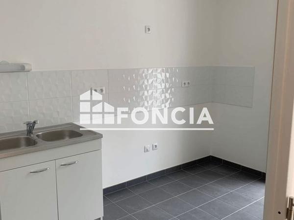 Location Appartement 3 pièces 76.75 m² - 14 RUE DE VILLENEUVE Bezons 95870