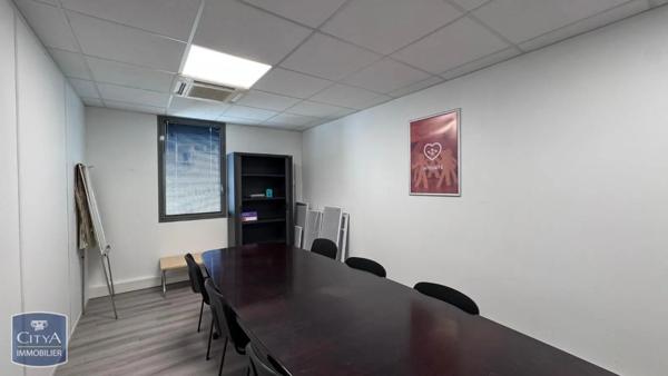 Local commercial à vendre 150m²