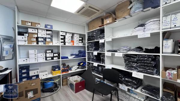 Local commercial à vendre 150m²