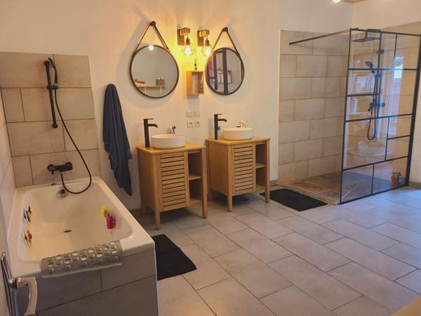 Maison individuelle 4 chambres