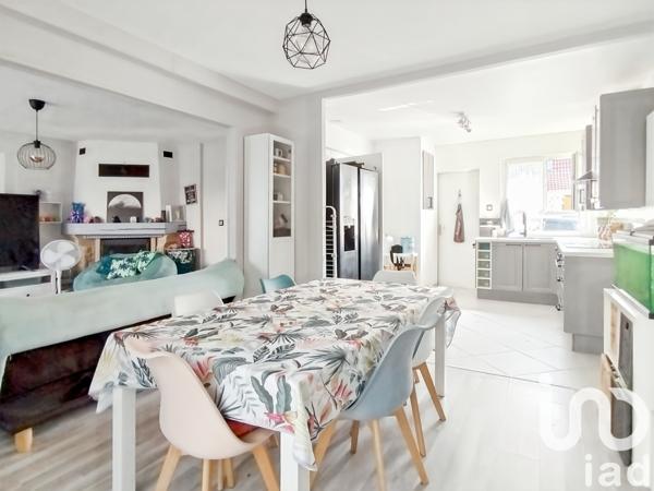 Maison à vendre 5 pièces 99 m² Savigny-le-Temple