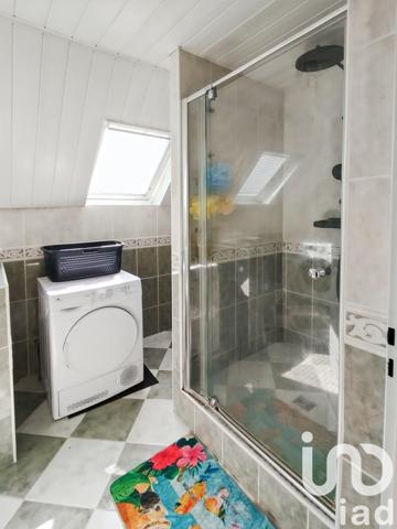 Maison à vendre 5 pièces 99 m² Savigny-le-Temple