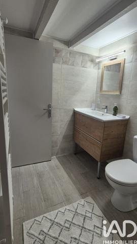 Location appartement 2 pièces 43 m² Nîmes