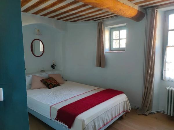 À VENDRE : Magnifique Maison de caractère au Cœur de Saignon, Luberon