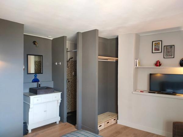 À VENDRE : Magnifique Maison de caractère au Cœur de Saignon, Luberon