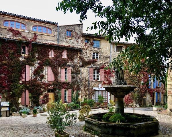 À VENDRE : Magnifique Maison de caractère au Cœur de Saignon, Luberon