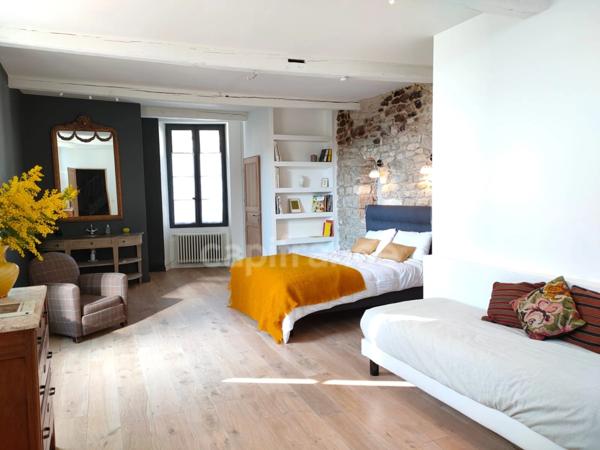 À VENDRE : Magnifique Maison de caractère au Cœur de Saignon, Luberon